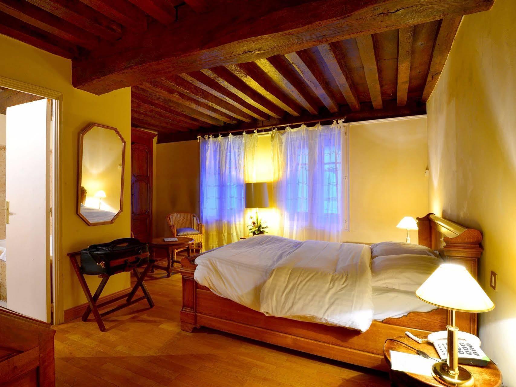 Hotel Chez Camille à Arnay-le-Duc Extérieur photo